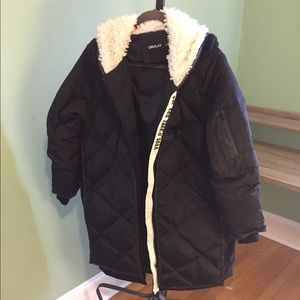 Barely worn Women’s Orolay Down Jacket. Size XL.